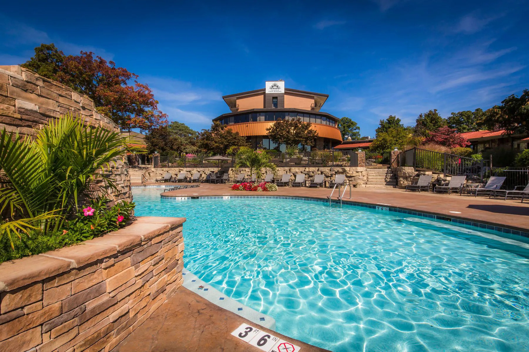 Photo of The Lodge of Four Seasons, Lake Ozark, MO