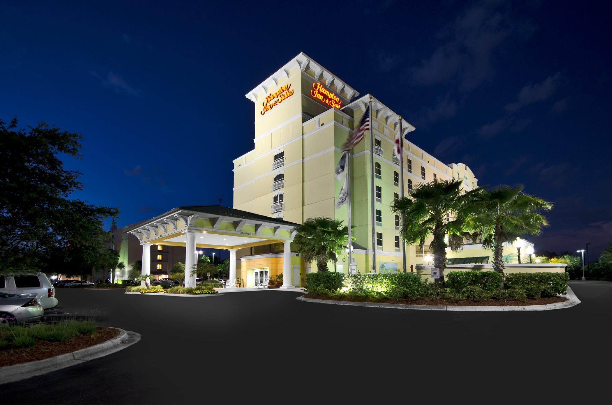 Photo of Hampton Inn & Suites Jacksonville Deerwood Park, Jacksonville, FL