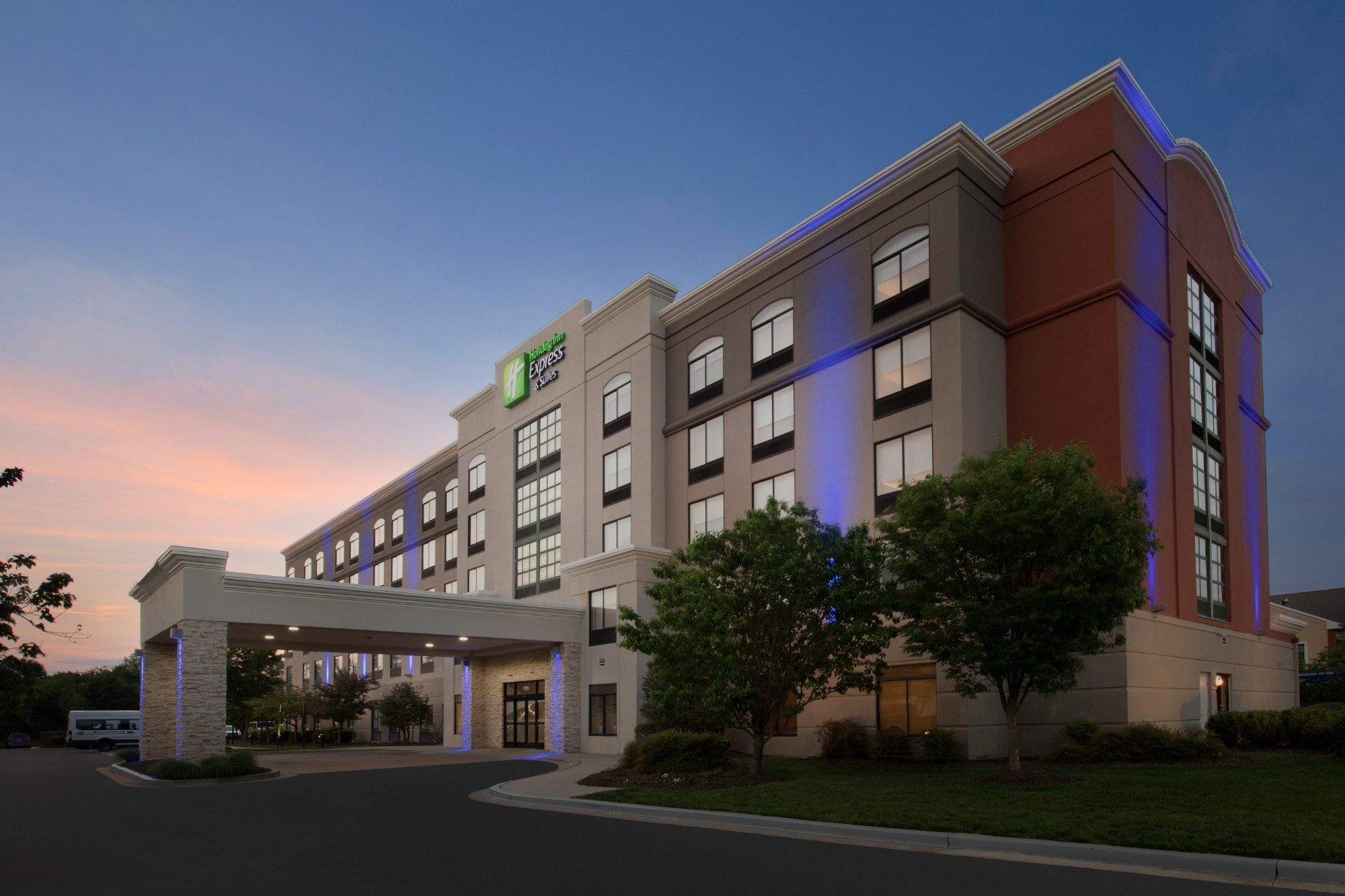 Photo of Holiday Inn Express & Suites Baltimore - BWI Airport North, Baltimore/Linthicum, MD