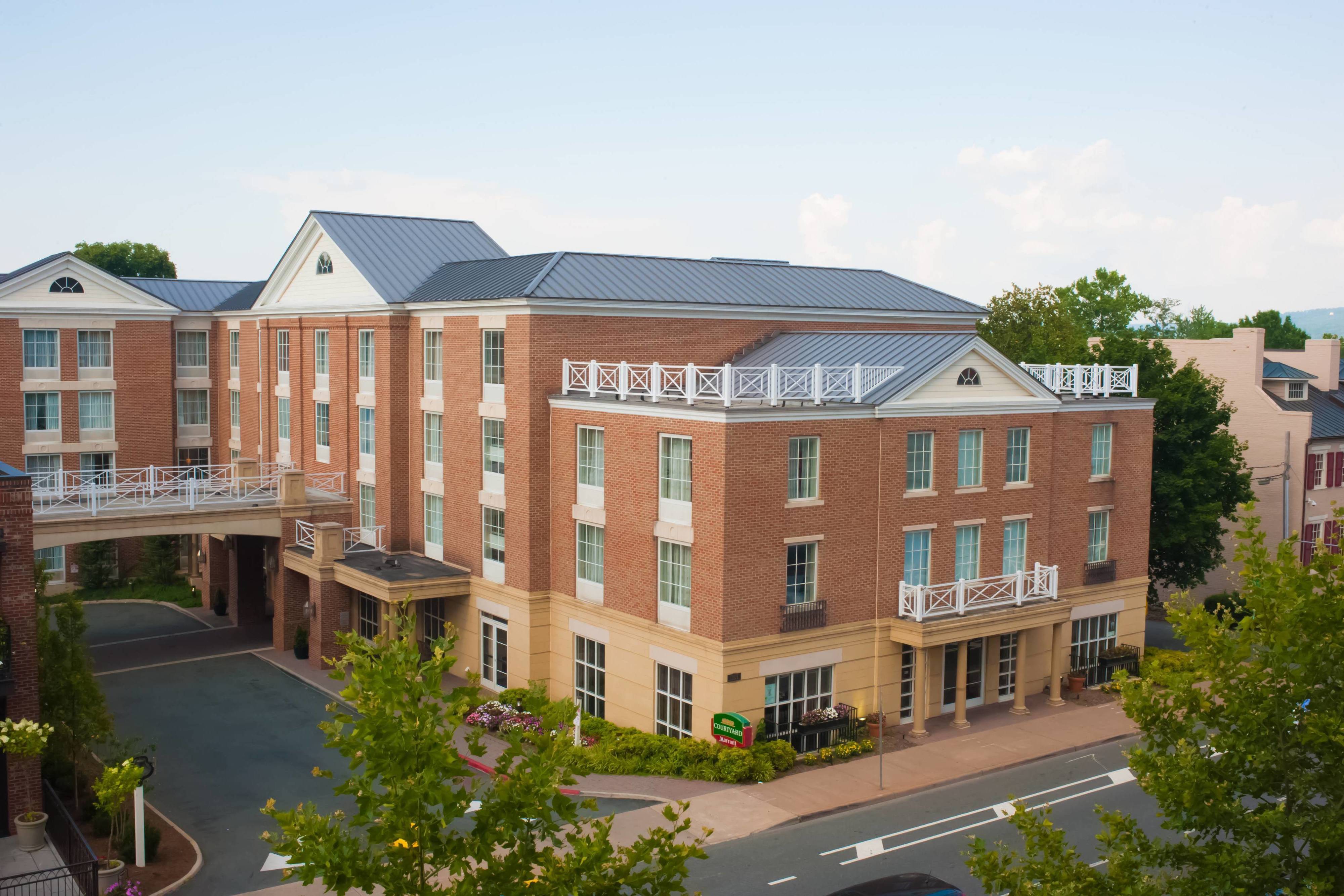 Photo of Courtyard by Marriott Charlottesville - University Medical Center, Charlottesville, VA