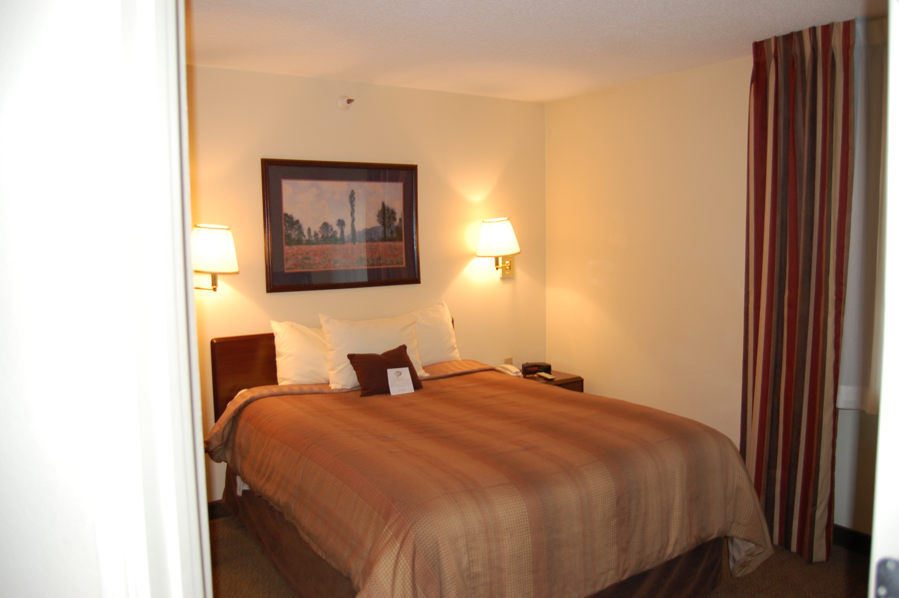 Photo of Candlewood Suites Kansas City - Overland Park, Overland Park, KS