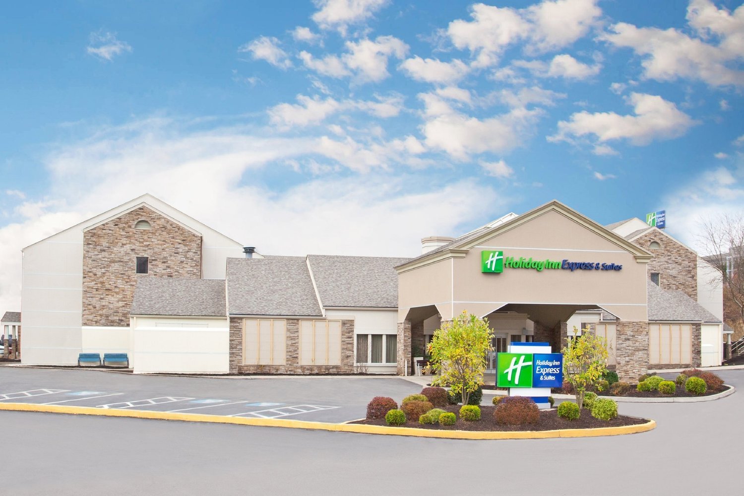 Holiday Inn Express & Suites Pittsburgh North Shore Pittsburgh hotel