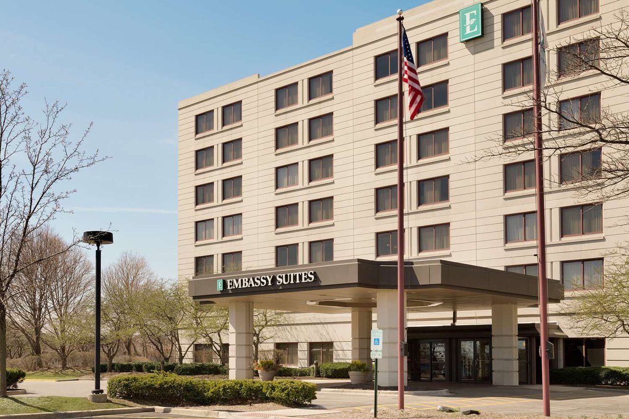 Photo of Embassy Suites by Hilton Chicago North Shore Deerfield, Deerfield, IL