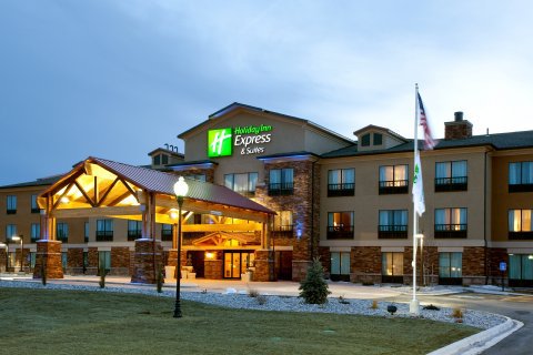 Photo of Holiday Inn Express & Suites Lander, Lander, WY