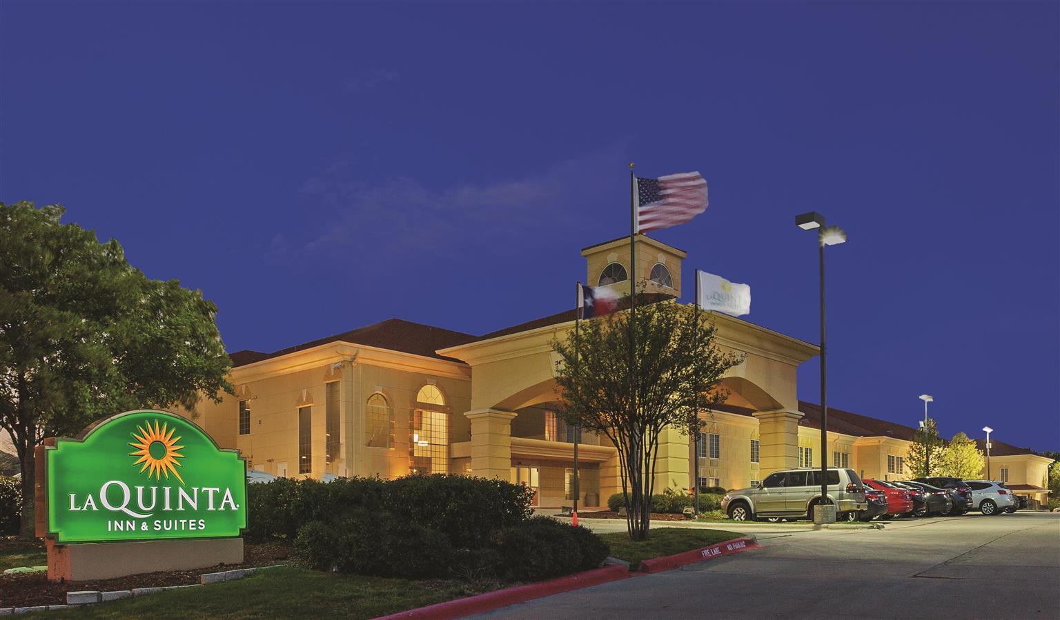 Photo of La Quinta Inn & Suites Dallas - Las Colinas, Irving, TX