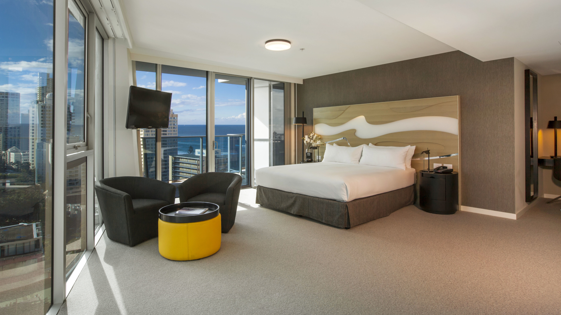 Photo of Hilton Surfers Paradise Hotel & Residences, Surfer's Paradise, Queensland, Australia