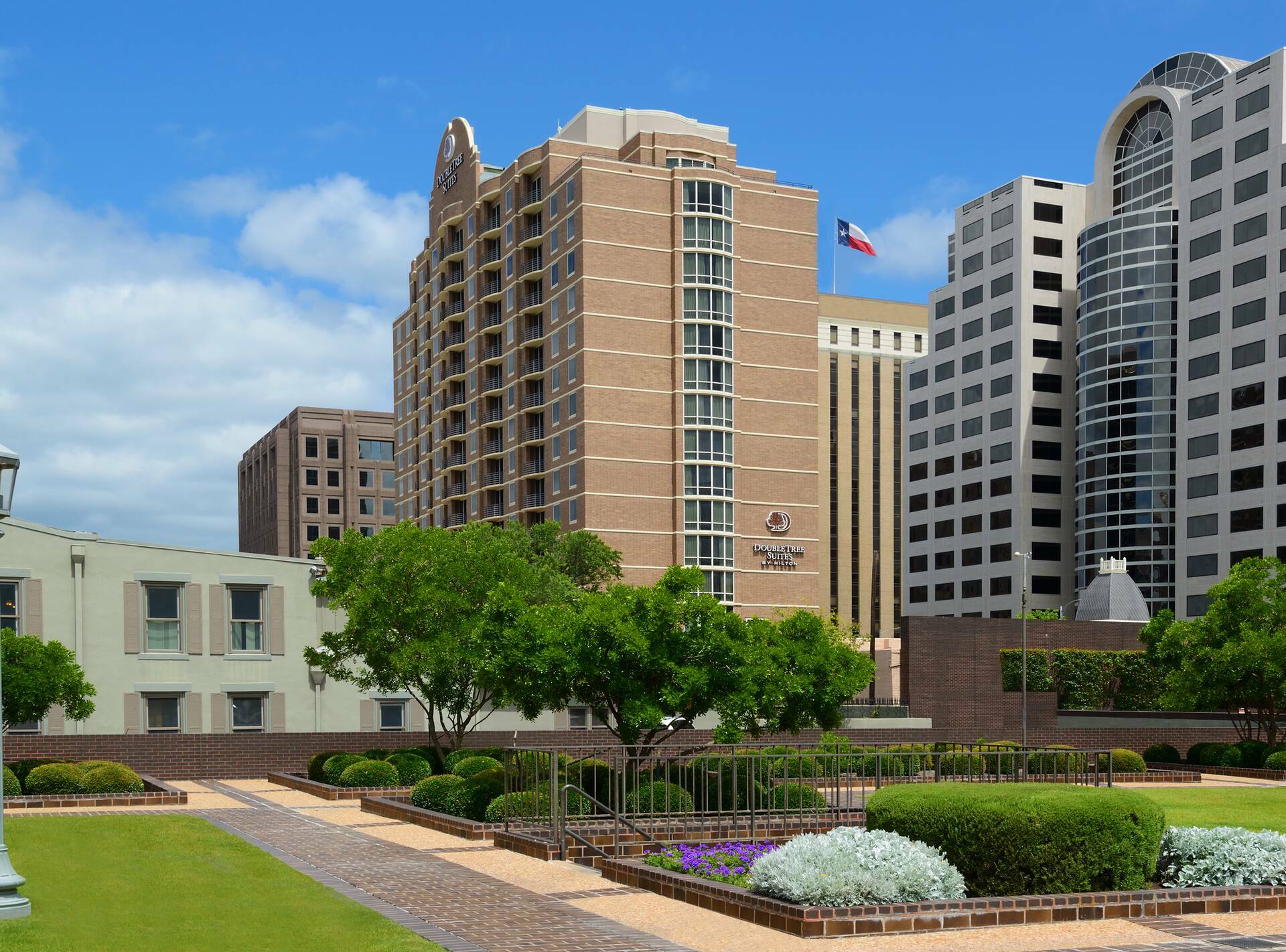 Photo of DoubleTree Suites by Hilton Hotel Austin, Austin, TX