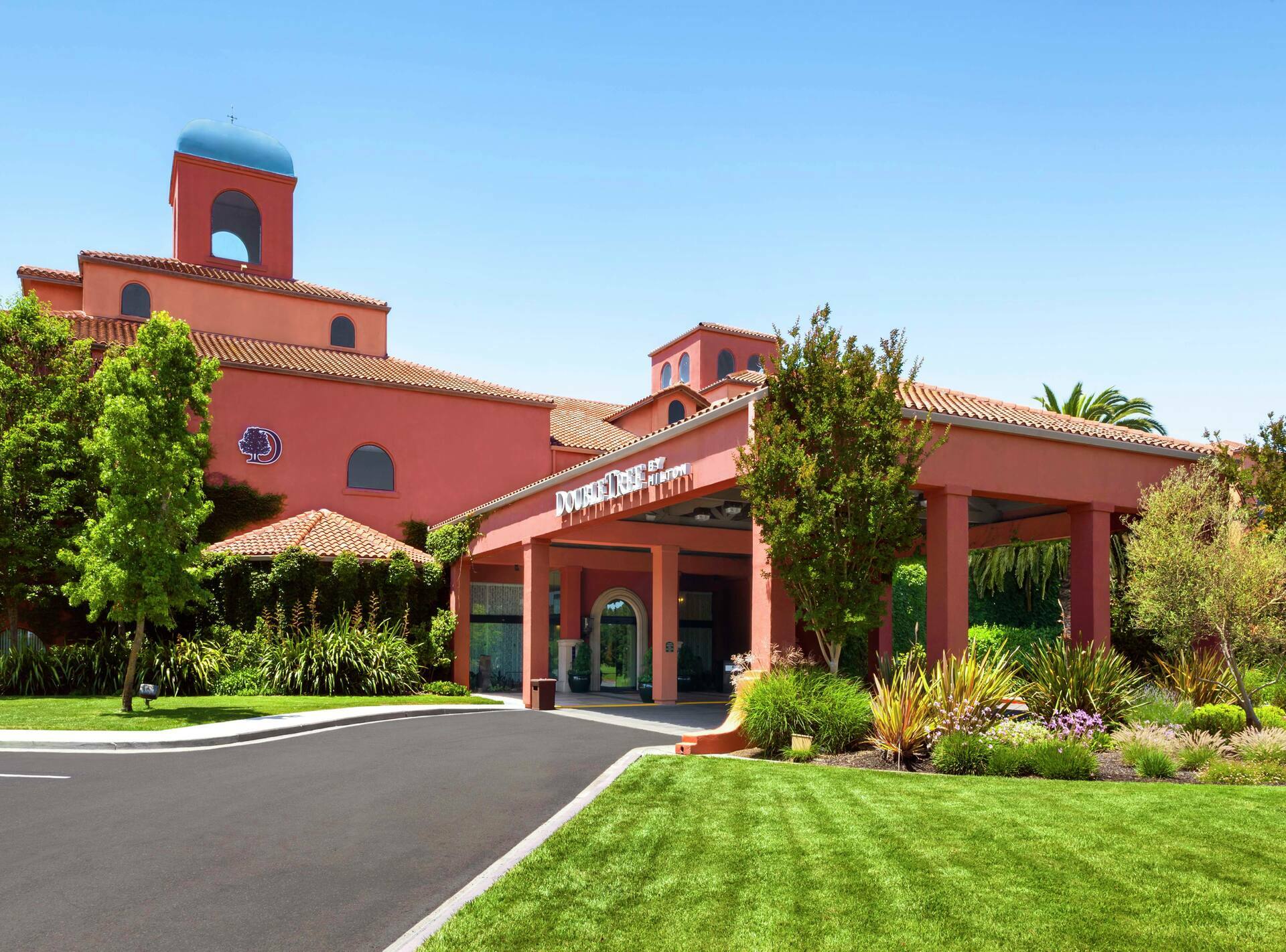 Photo of DoubleTree by Hilton Hotel Sonoma Wine Country, Rohnert Park, CA