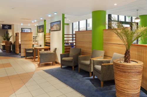 Photo of Holiday Inn Express Lille Centre, Lille, France