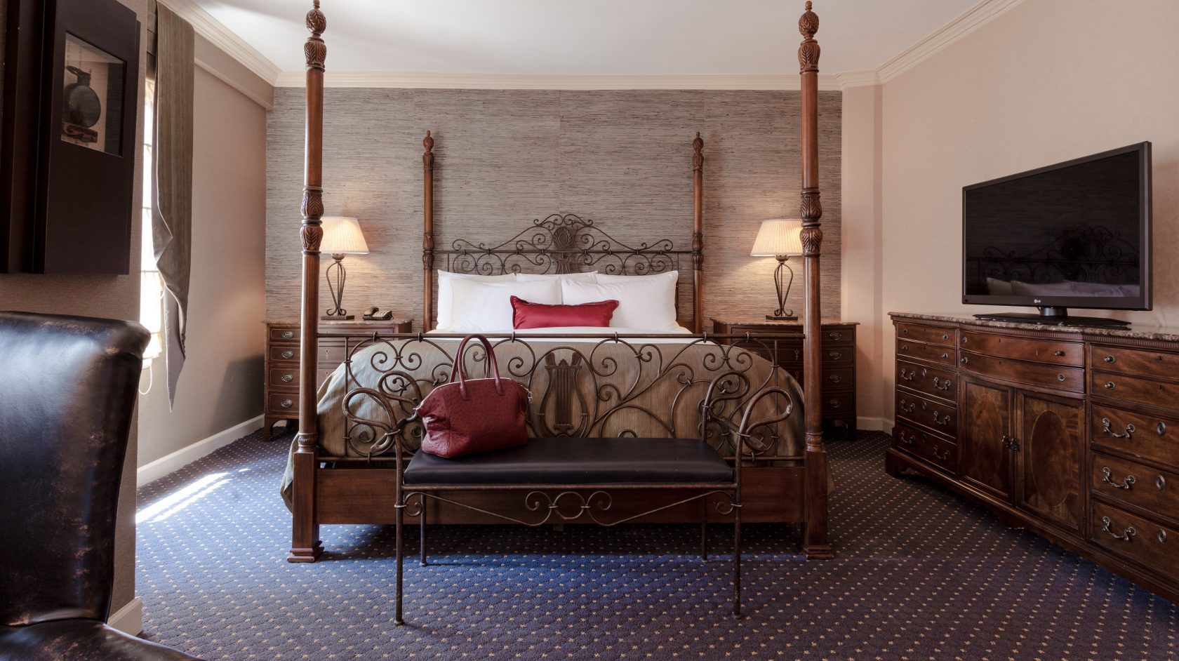 Photo of The Whitehall Hotel, Chicago, IL