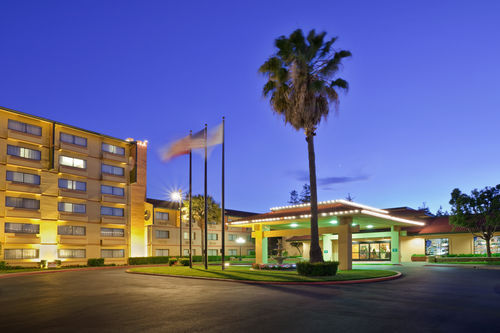 Photo of Crowne Plaza Silicon Valley N - Union City, Union City, CA