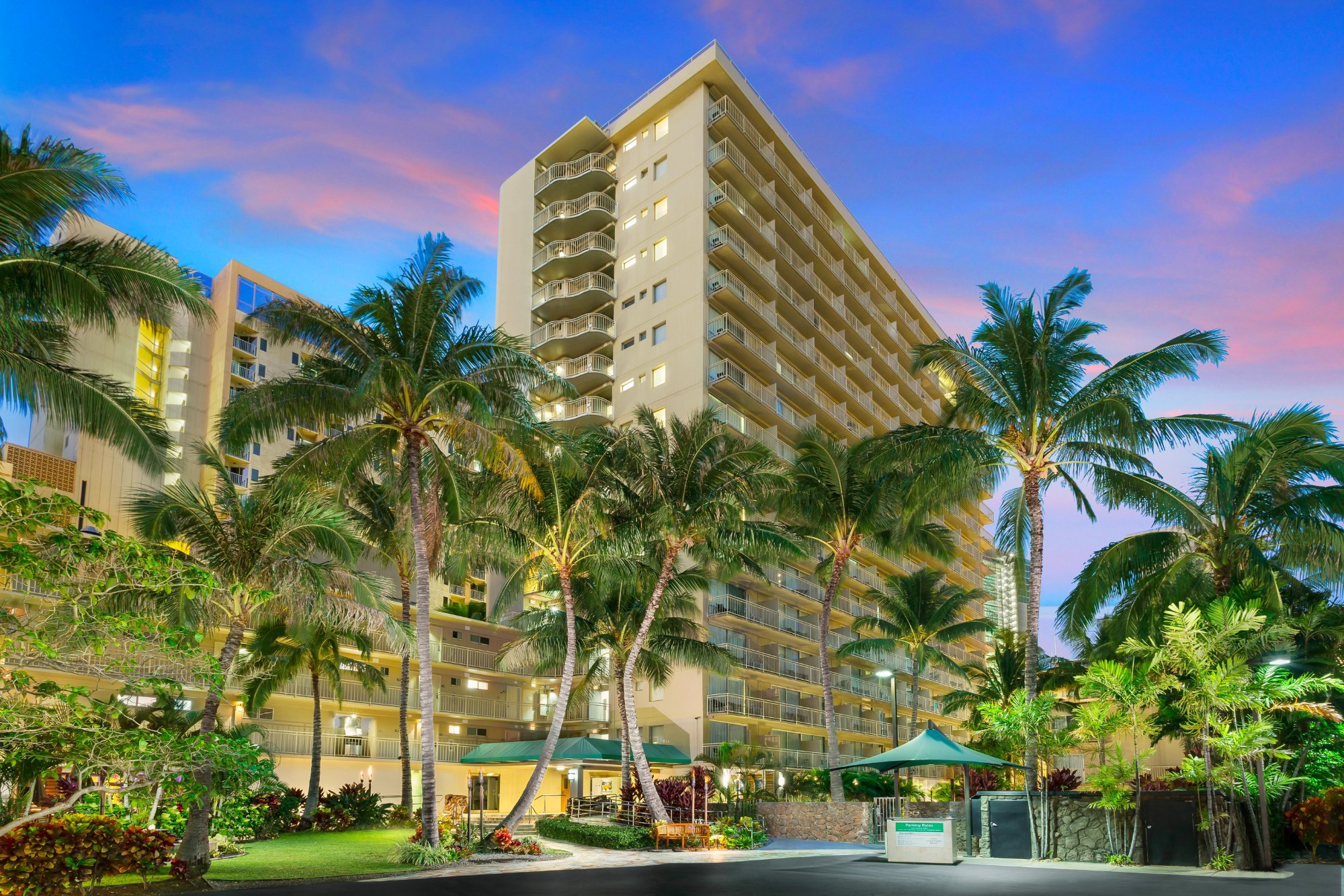 Photo of Courtyard Waikiki Beach, Honolulu, HI