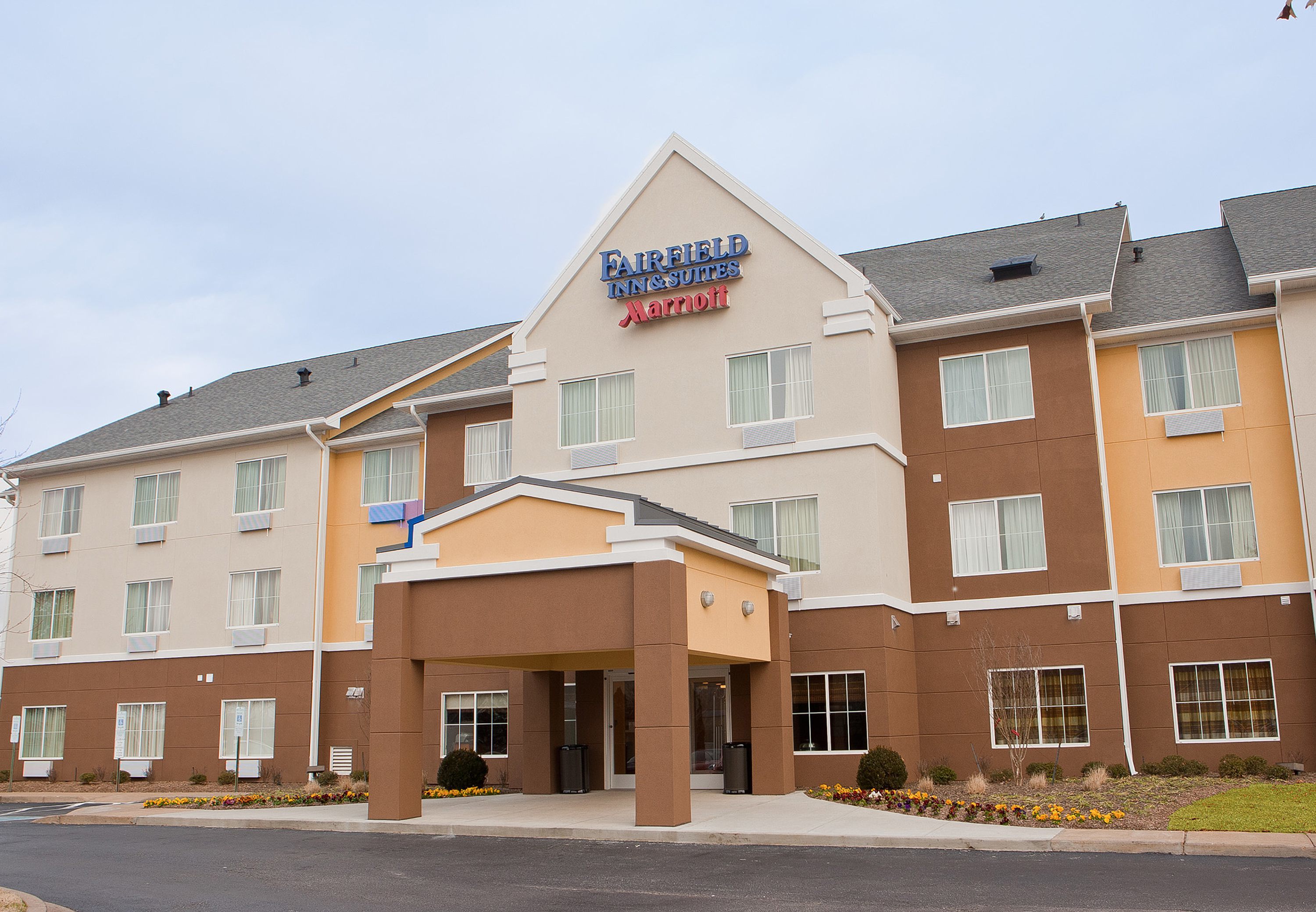 Photo of Fairfield Inn & Suites by Marriott Memphis East/Galleria, Memphis, TN
