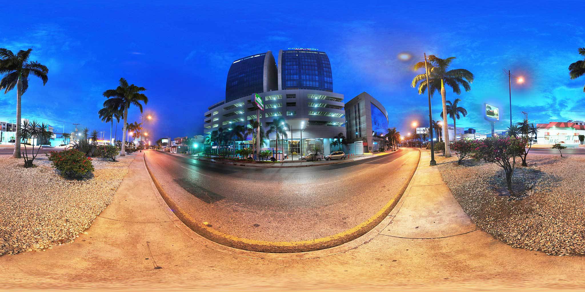 Photo of Courtyard Guayaquil, Guayaquil, Ecuador