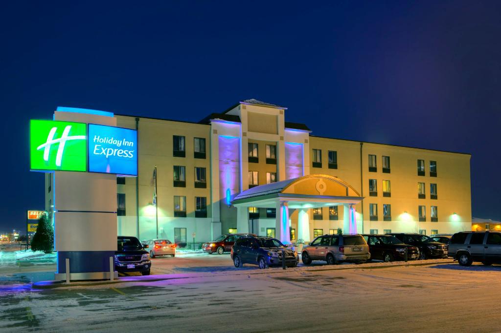 Photo of Holiday Inn Express Fargo West Acres, Fargo, ND