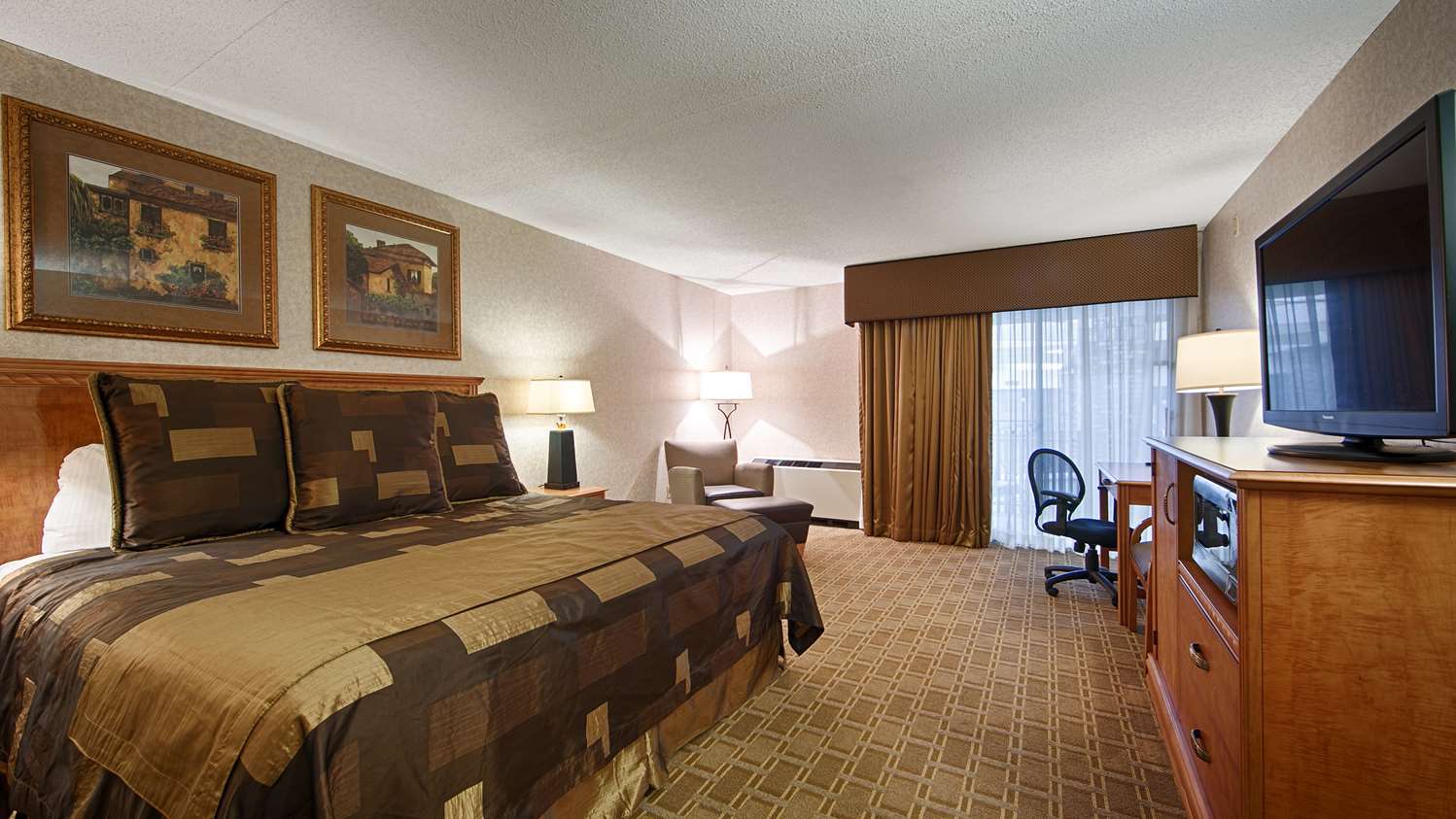 Photo of Ramkota Hotel and Conference Center Bismarck, Bismarck, ND