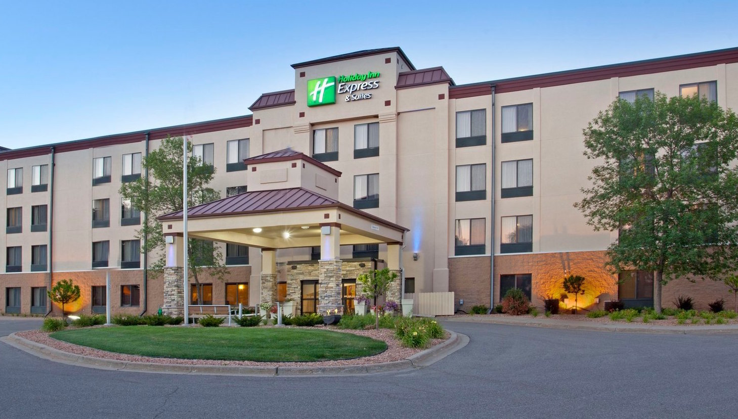 Photo of Holiday Inn Express & Suites Eden Prairie - Minnetonka, Minnetonka, MN