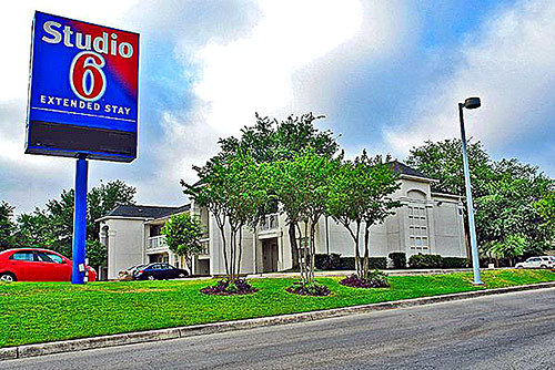 Photo of Studio 6 San Antonio - Medical Center, San Antonio, TX