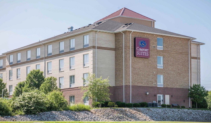 Photo of Comfort Suites Indianapolis/Southport, Indianapolis, IN