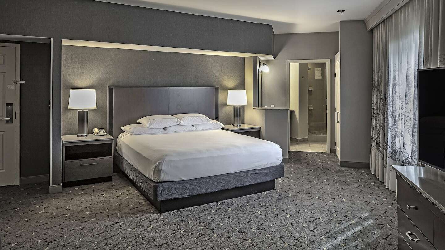 Photo of DoubleTree by Hilton Hotel Modesto, Modesto, CA