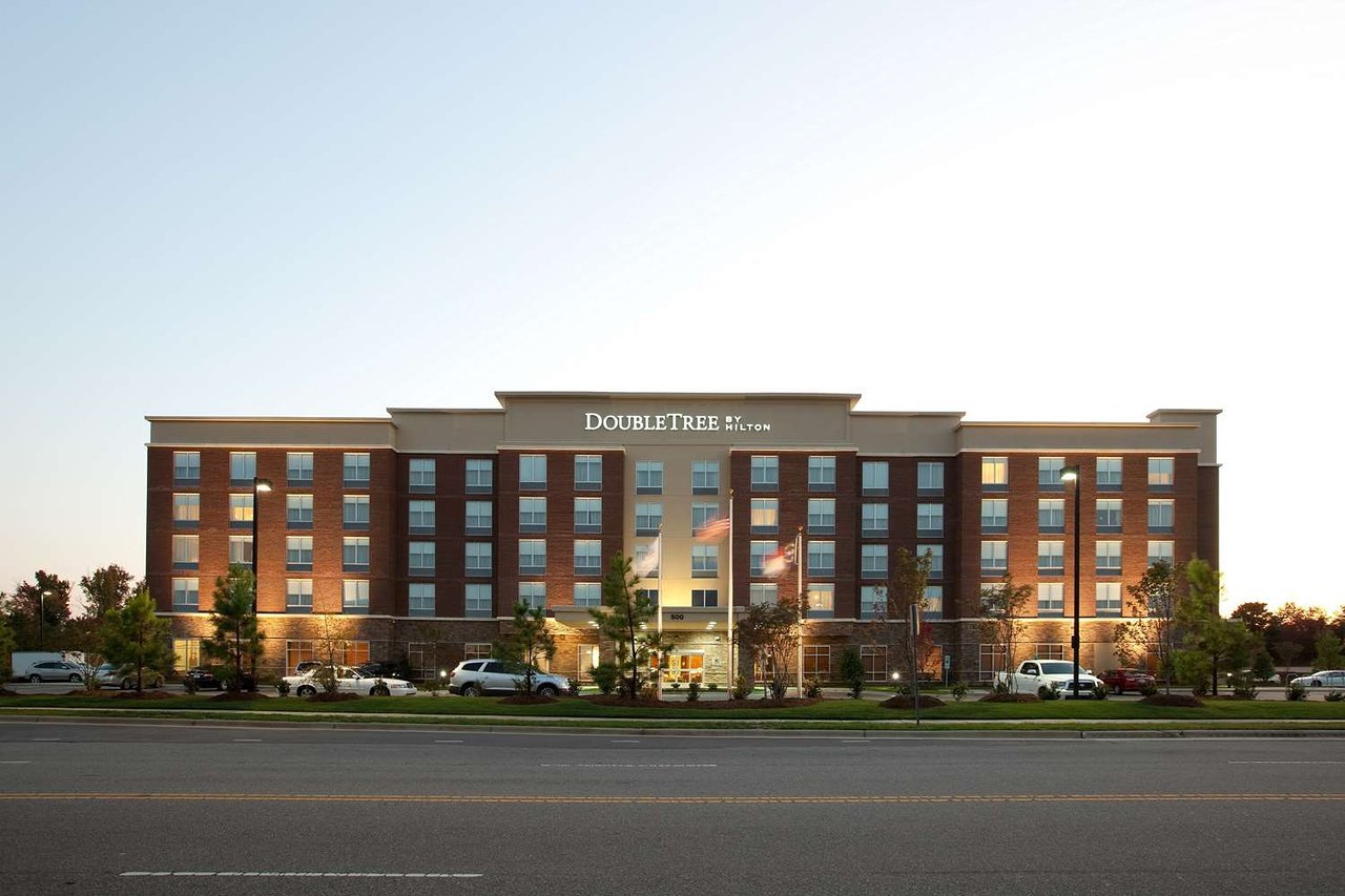 Photo of DoubleTree by Hilton Raleigh - Cary, Cary, NC