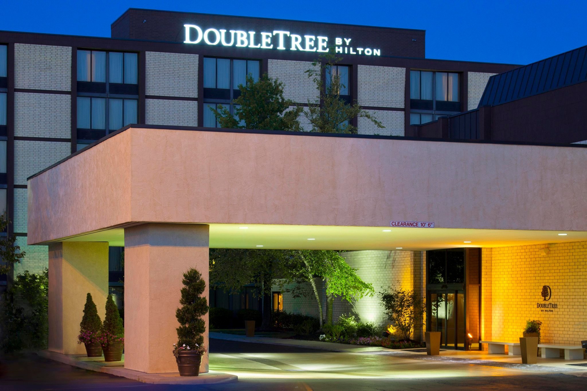 Photo of DoubleTree by Hilton Hotel Columbus - Worthington, Columbus, OH