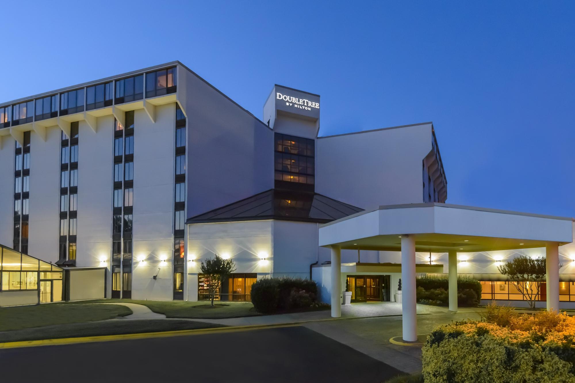 Photo of DoubleTree by Hilton Hotel Richmond - Midlothian, Richmond, VA