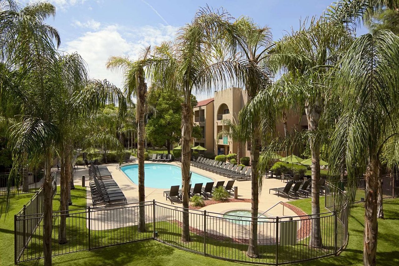 Photo of Embassy Suites by Hilton Phoenix Tempe, Tempe, AZ