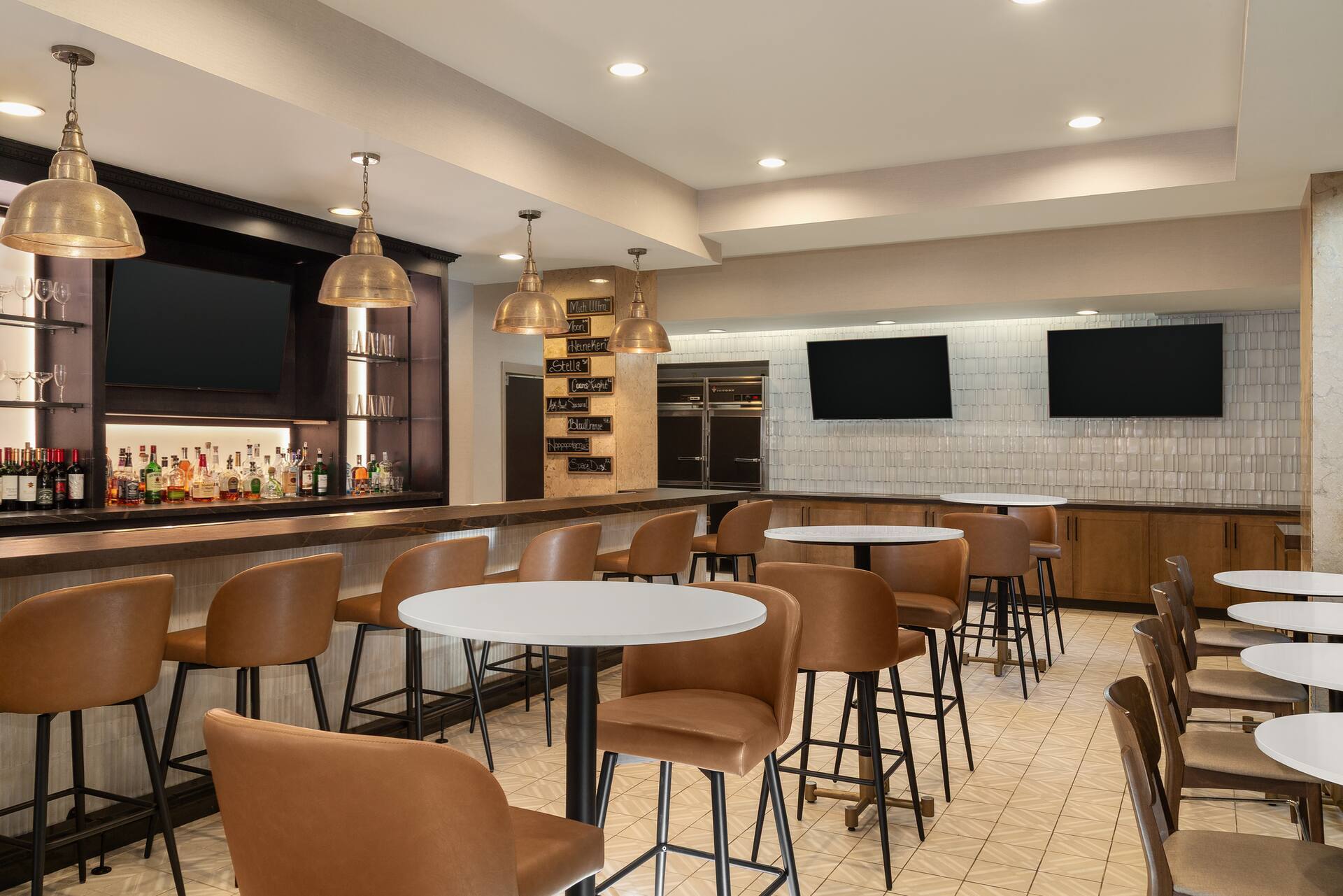 Photo of Hilton Garden Inn Indianapolis Downtown, Indianapolis, IN