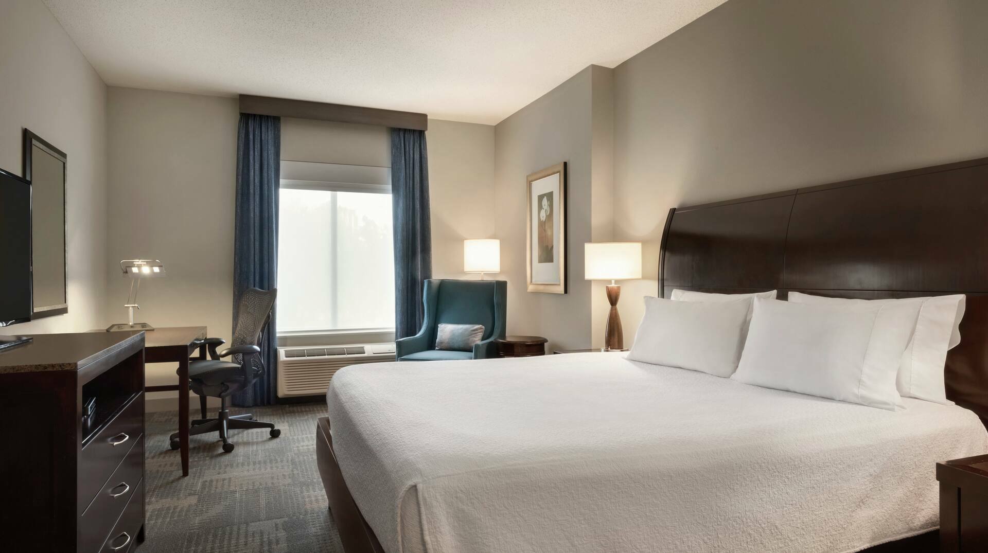 Photo of Hilton Garden Inn Minneapolis Downtown, Minneapolis, MN