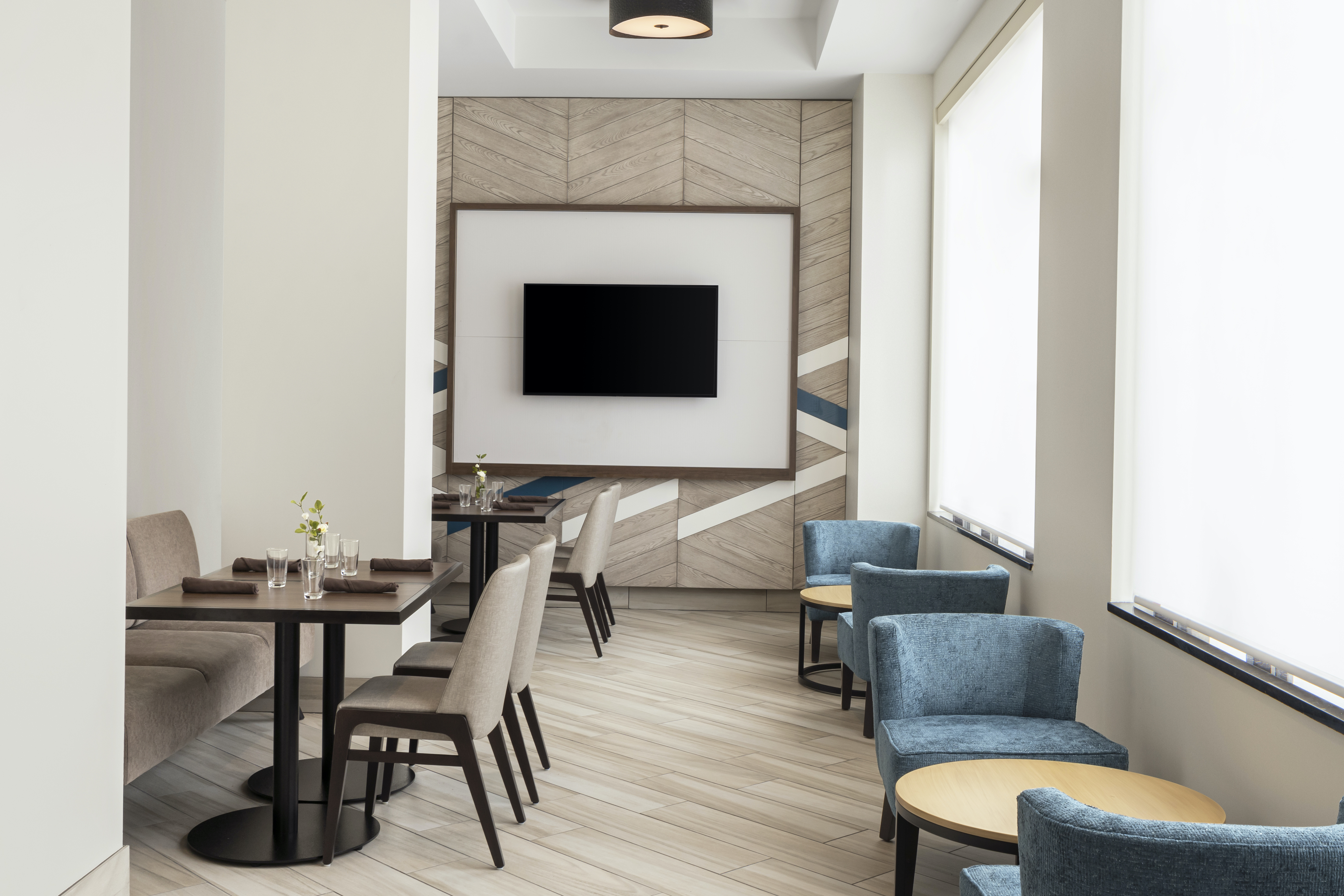 Photo of Hilton Garden Inn Minneapolis Downtown, Minneapolis, MN