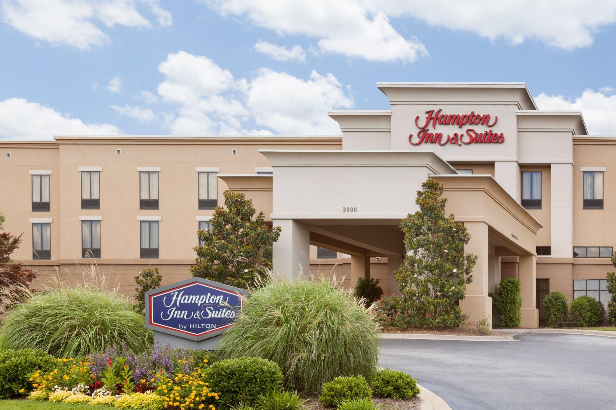 Photo of Hampton Inn & Suites Opelika, Opelika, AL