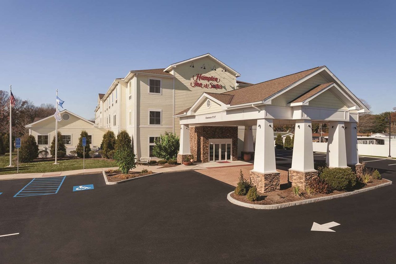 Photo of Hampton Inn & Suites Mystic, Mystic, CT