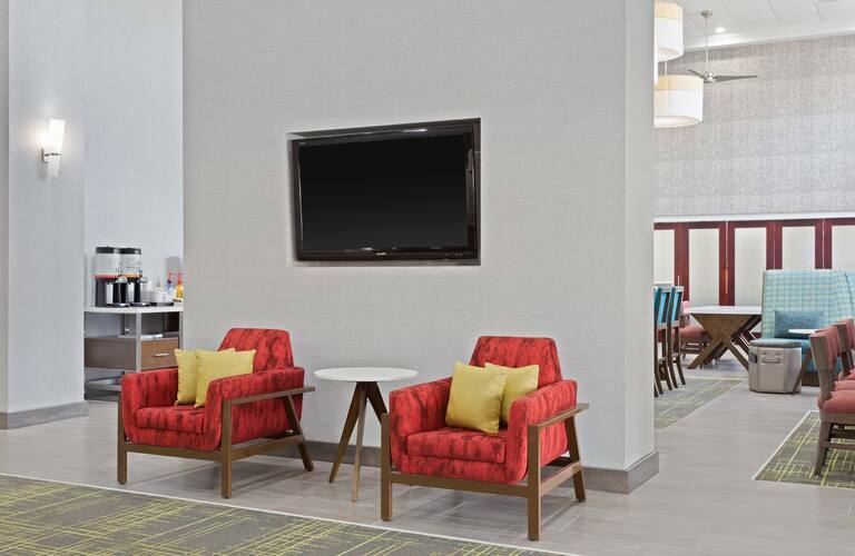 Photo of Hampton Inn & Suites Orlando International Drive North, Orlando, FL