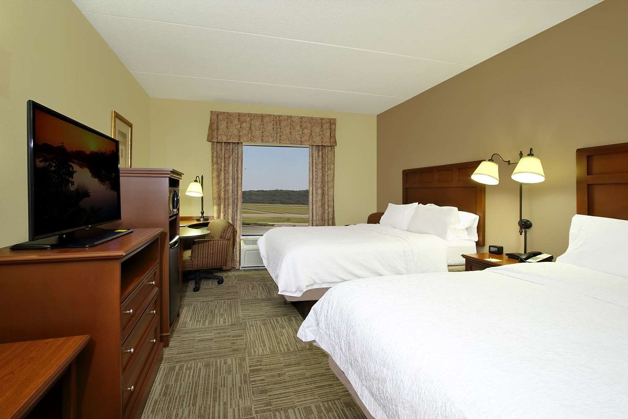 Photo of Hampton Inn & Suites Madisonville, Madisonville, KY