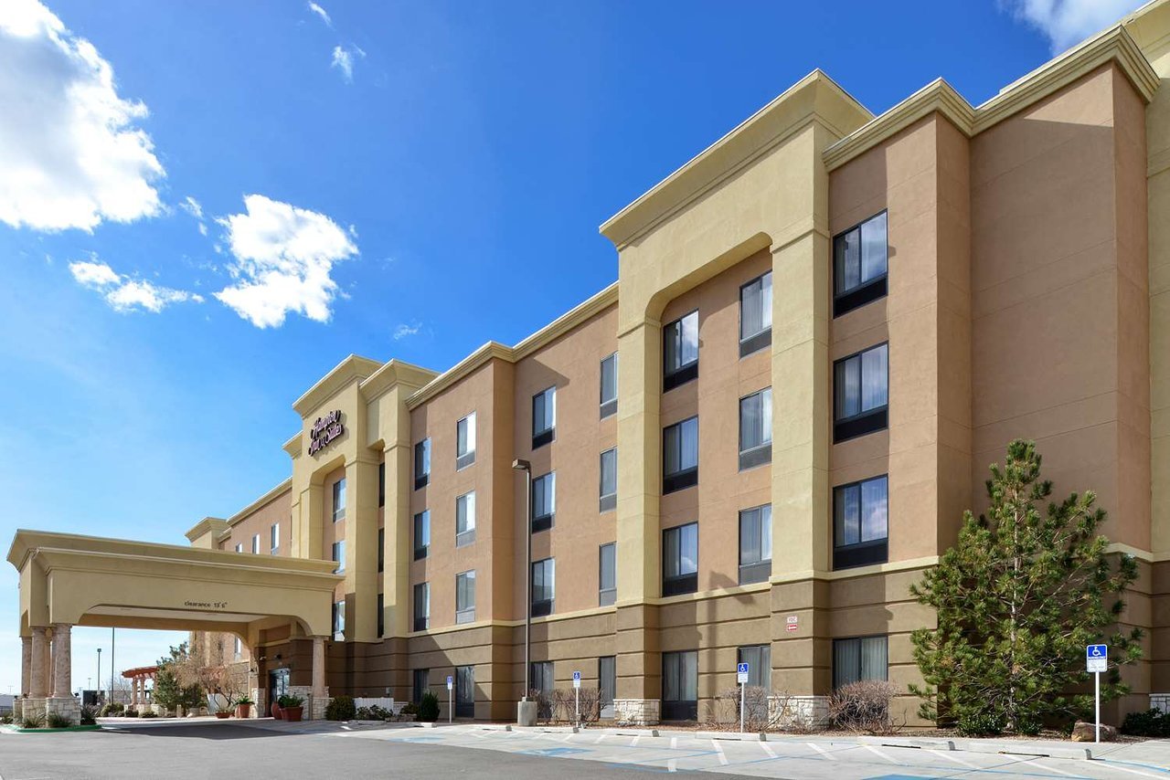 Photo of Hampton Inn & Suites Albuquerque-Coors Road, Albuquerque, NM