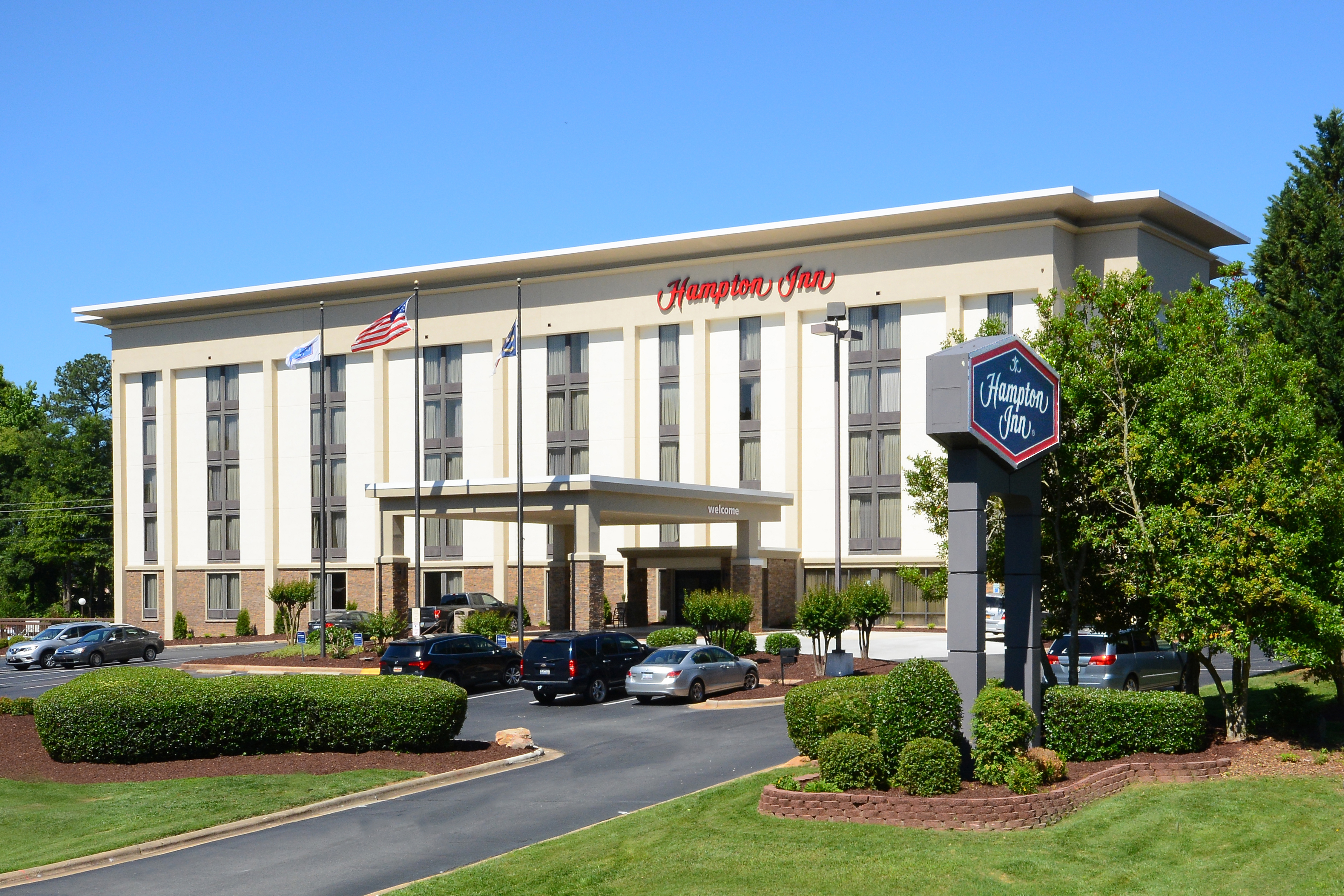 Photo of Hampton Inn Charlotte-North/Lake Norman, Cornelius, NC