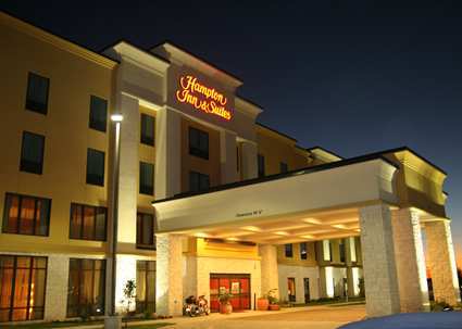 Photo of Hampton Inn & Suites Bastrop, Bastrop, TX