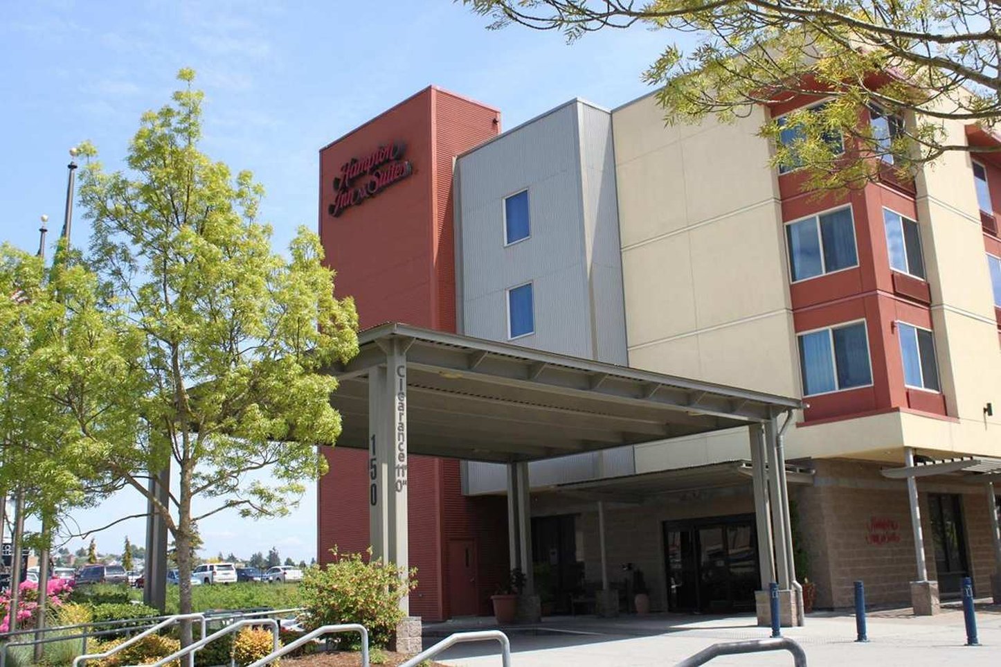 Photo of Hampton Inn & Suites Bremerton, Bremerton, WA