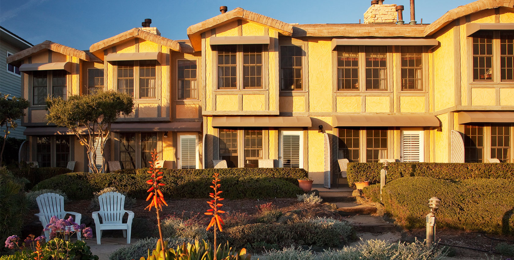 Photo of Cottage Inn by the Sea, Pismo Beach, CA