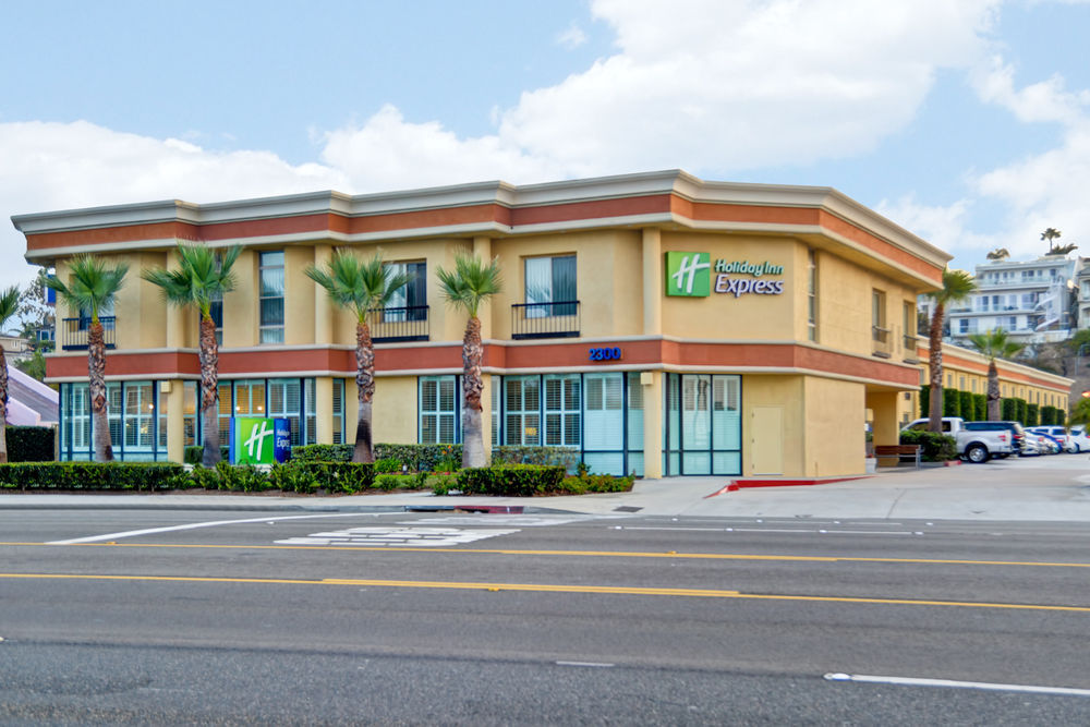 Photo of Holiday Inn Express Newport Beach, Newport Beach, CA