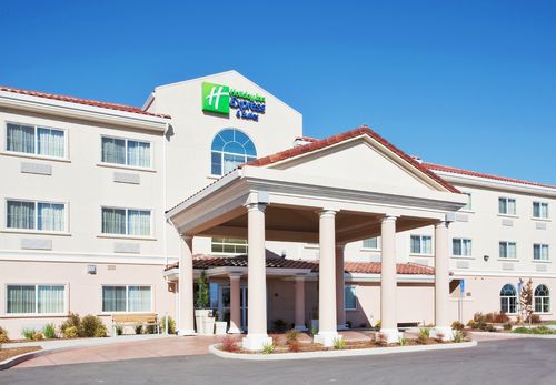 Photo of Holiday Inn Express & Suites Oroville Lake, Oroville, CA