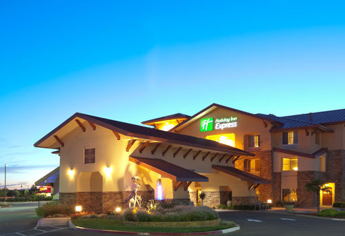 Photo of Holiday Inn Express Turlock-Hwy 99, Turlock, CA