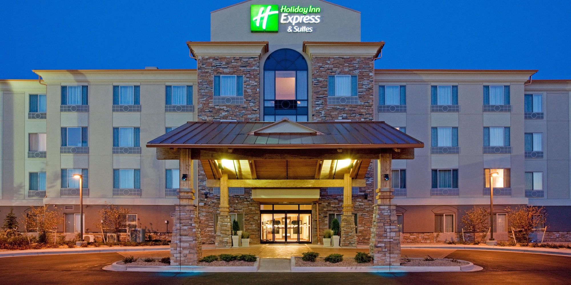 Photo of Holiday Inn Express & Suites Denver Airport, Denver, CO