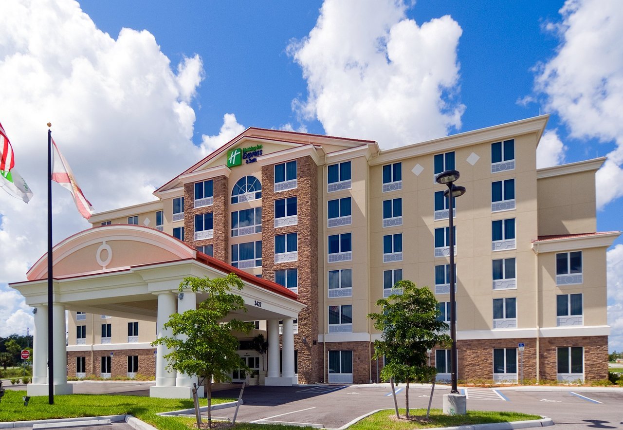 Photo of Holiday Inn Express & Suites Ft Myers East - The Forum, Fort Myers, FL