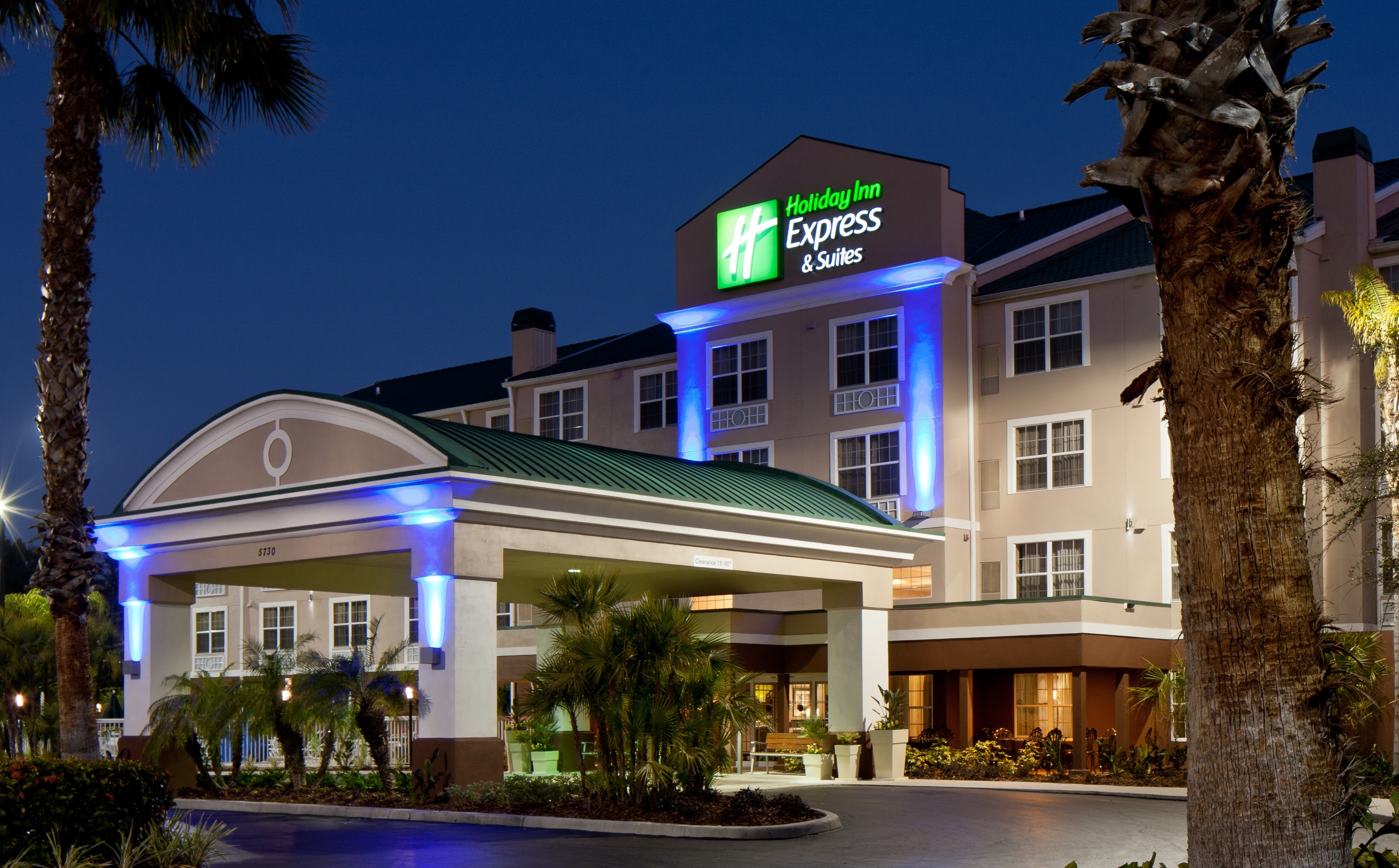 Photo of Holiday Inn Express & Suites Sarasota East - I-75, Sarasota, FL