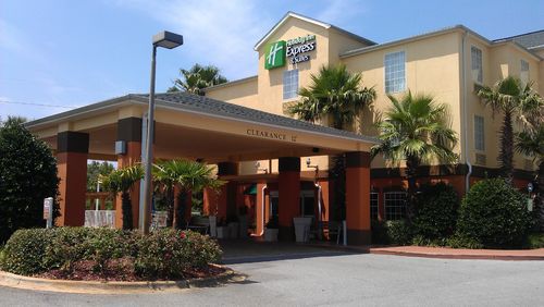 Photo of Holiday Inn Express Destin E - Commons Mall Area, Destin, FL