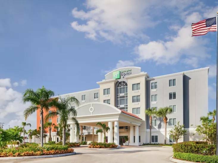 Photo of Holiday Inn Express & Suites Port St. Lucie West, Port St. Lucie, FL