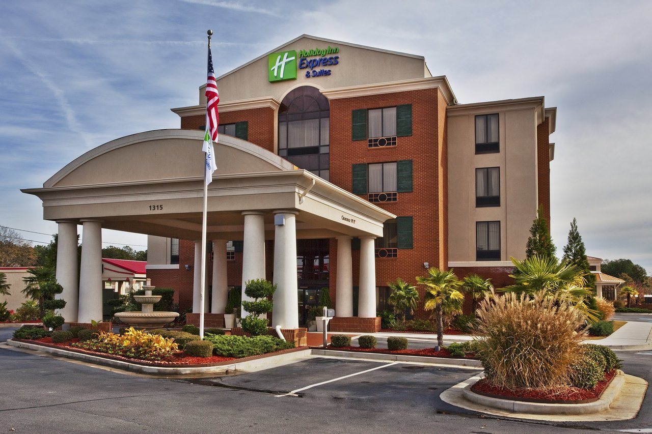 Photo of Holiday Inn Express & Suites Mcdonough, Mcdonough, GA