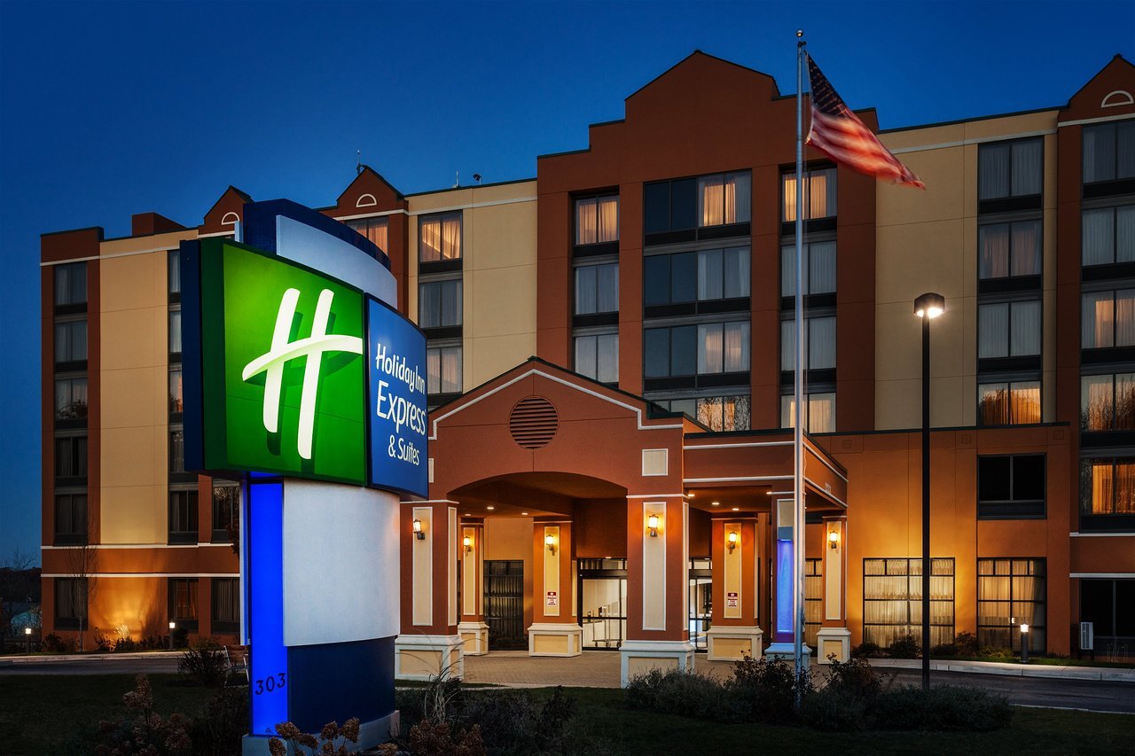 Photo of Holiday Inn Express & Suites South Portland, South Portland, ME